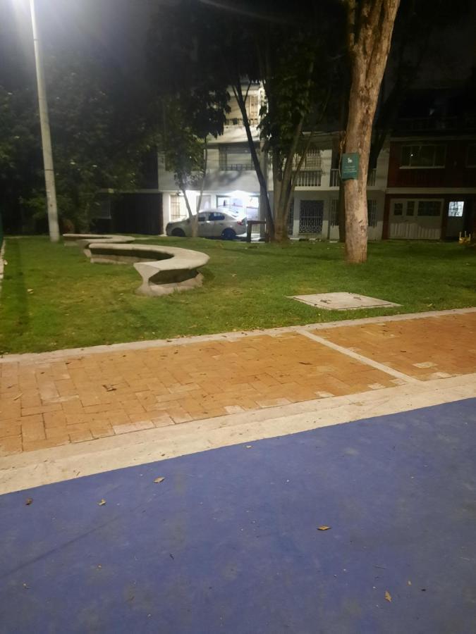 בוגוטה Aparta Hotel Victoria In מראה חיצוני תמונה